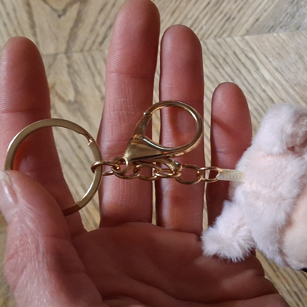 Llama Keychain with Rhinestones - Picture 4 of 4